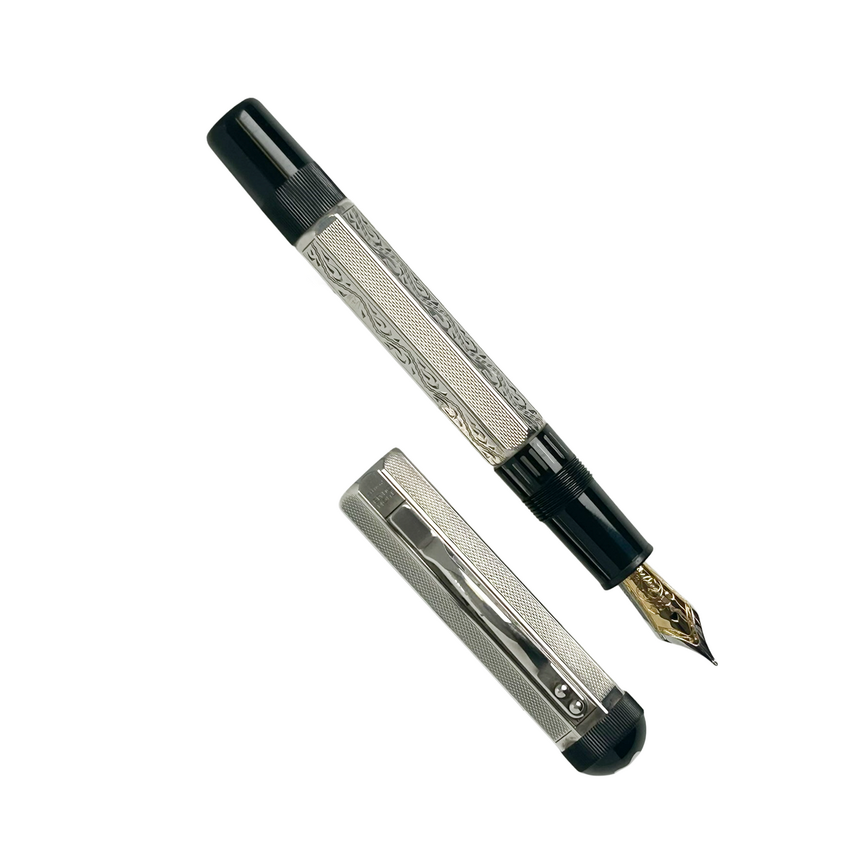 Montblanc Lorenzo De Medici Sterling Silver  Patron of the Arts Fountain Pen - Medium 18kt Gold Nib - A GRAIL Pen!