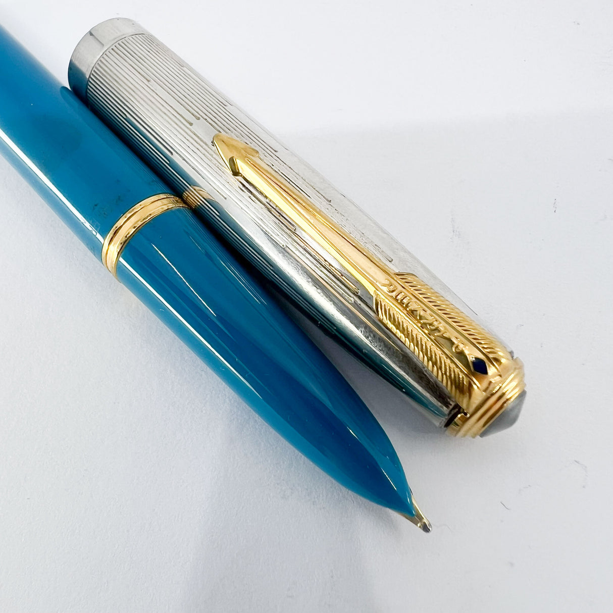 Parker 51 Special Edition Sterling Silver & Vista Blue Fountain Pen - Medium 18kt Gold  Nib