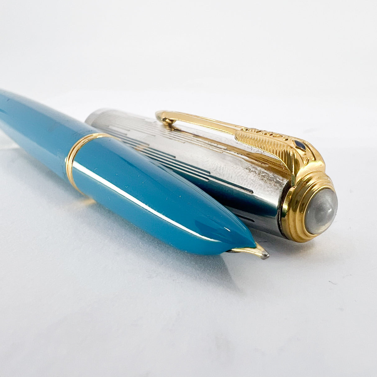 Parker 51 Special Edition Sterling Silver & Vista Blue Fountain Pen - Medium 18kt Gold  Nib