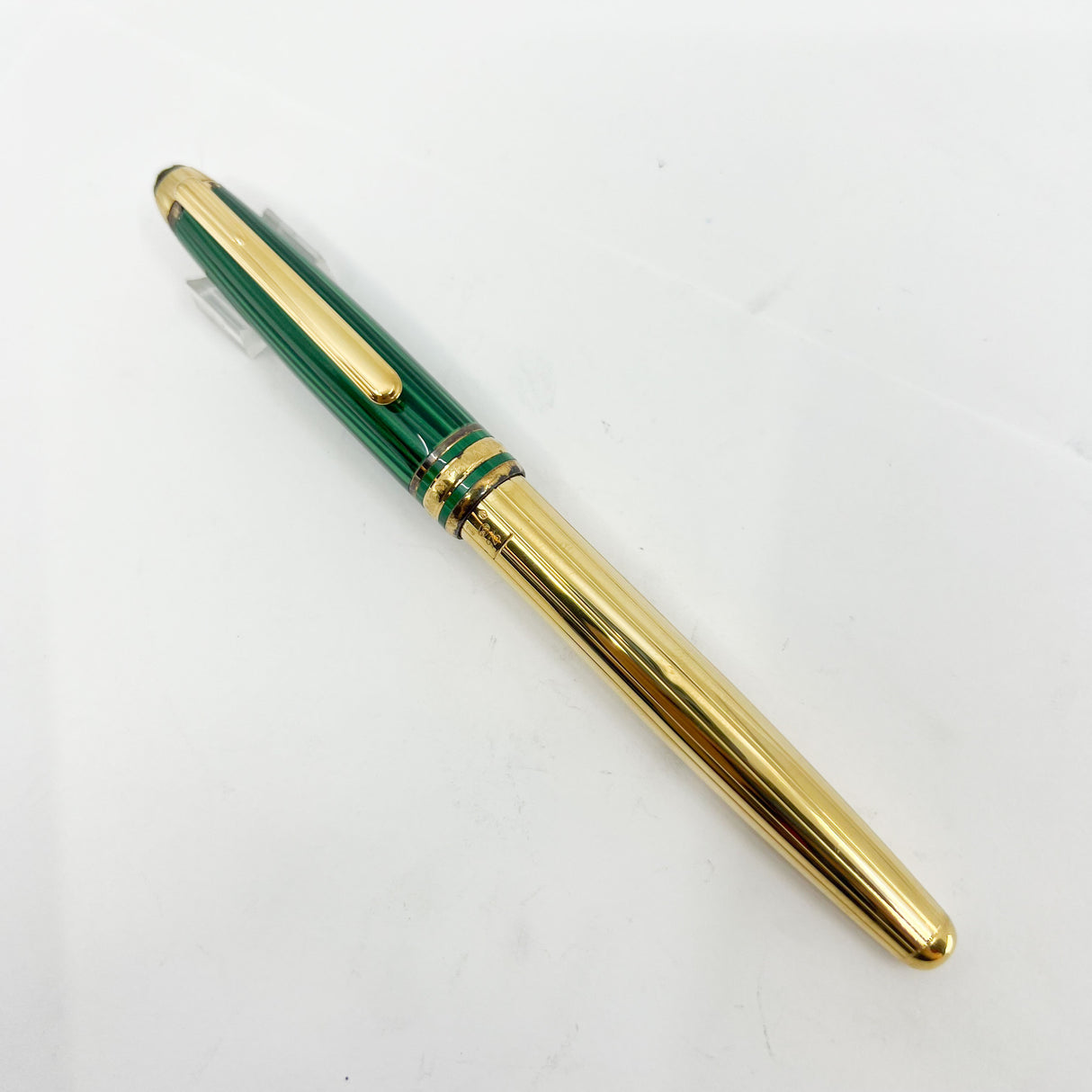 Montblanc Meisterstuck Solitaire  Czar Nikolai Classique 144 Malachite Cap/Vermeil Barrel Fountain Pen