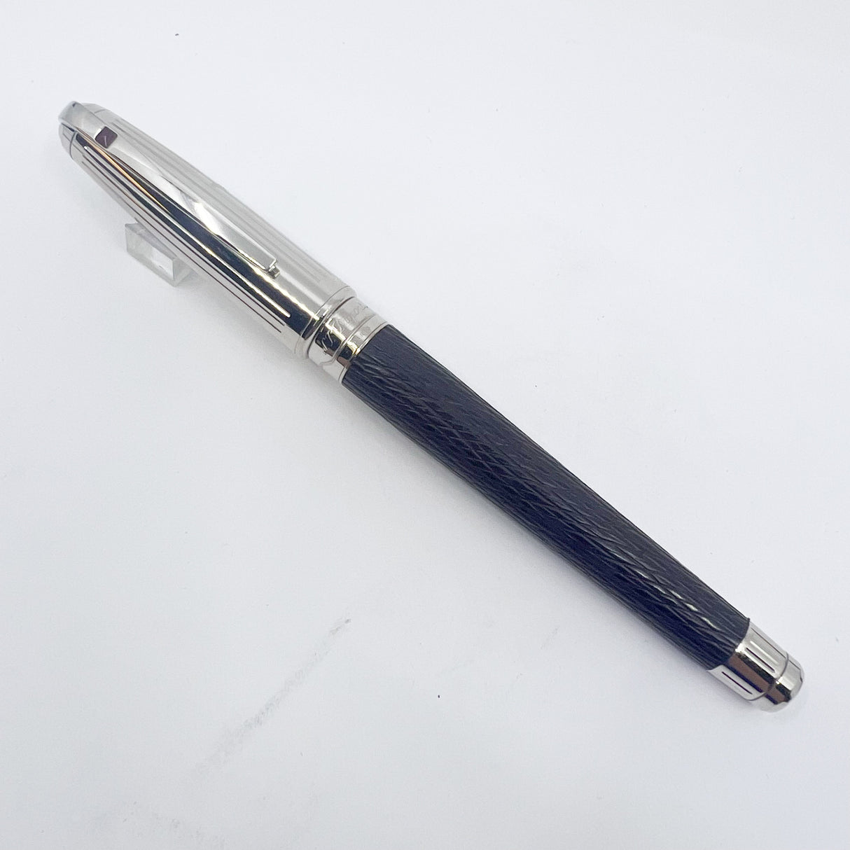 S. T. Dupont Orpheo Fountain Pen - Palladium Plated Cap - Textured Leather Barrel -  Medium 18kt Gold Nib