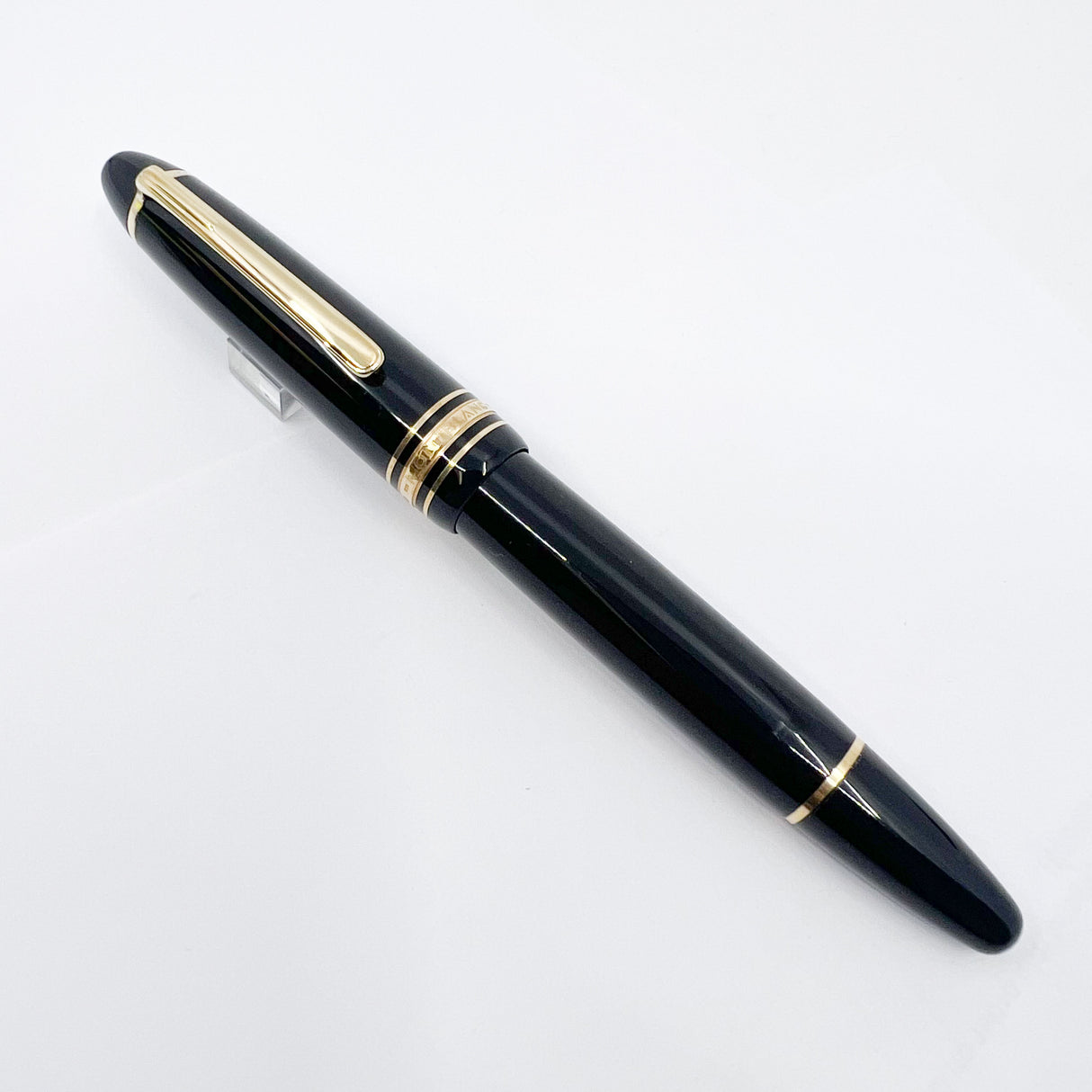 Montblanc Meisterstuck Black Resin #146 LeGrand Fountain Pen  - Fine 14kt  Gold Nib