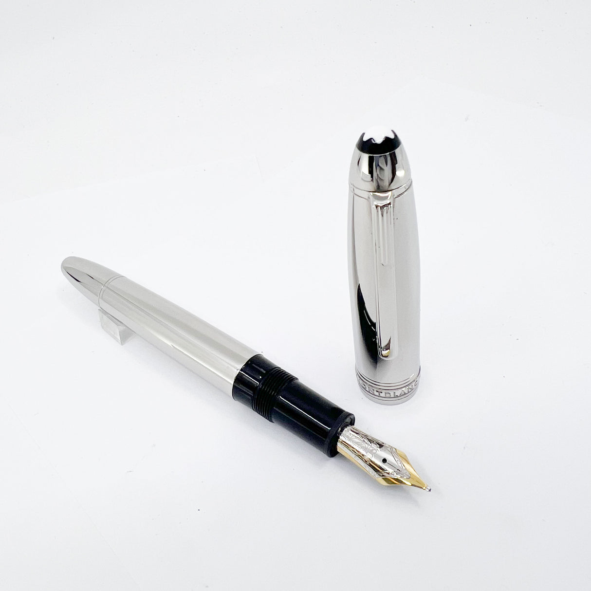 Montblanc Meisterstuck Solitaire Stainless Steel Le Grand 146 Fountain Pen
