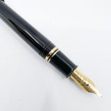 Sheaffer Connaisseur Black Fountain Pen - Fine  18kt Gold Nib