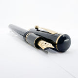 Sheaffer Connaisseur Black Fountain Pen - Fine  18kt Gold Nib