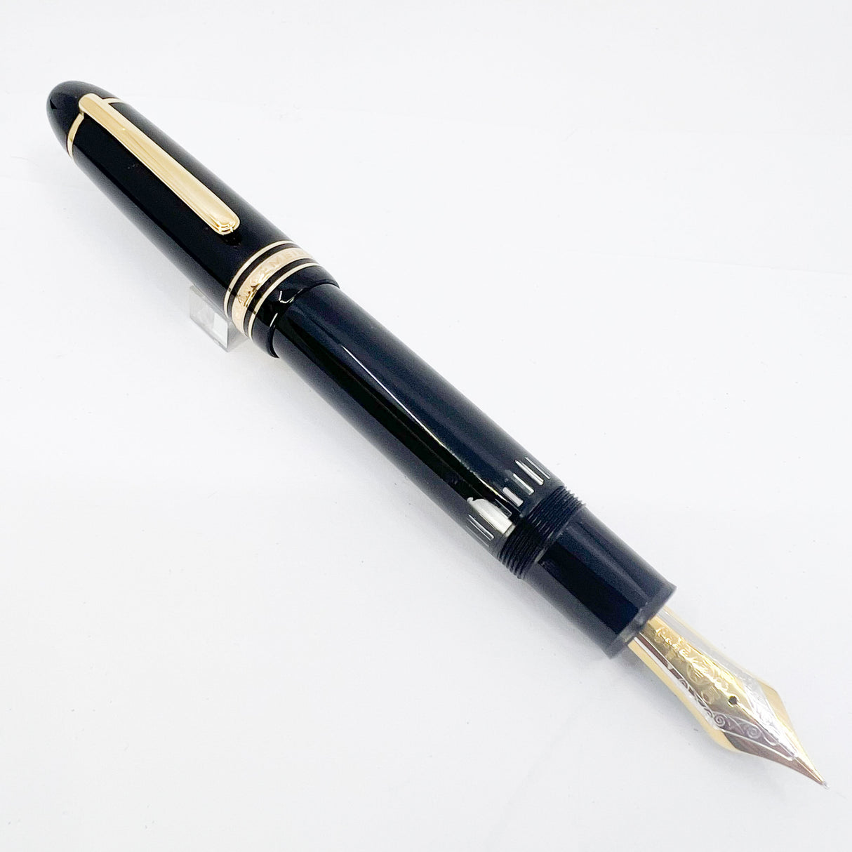 Montblanc Meisterstuck #149 (Largest) Fountain Pen   -   Fine 18kt Gold Nib - MINT!