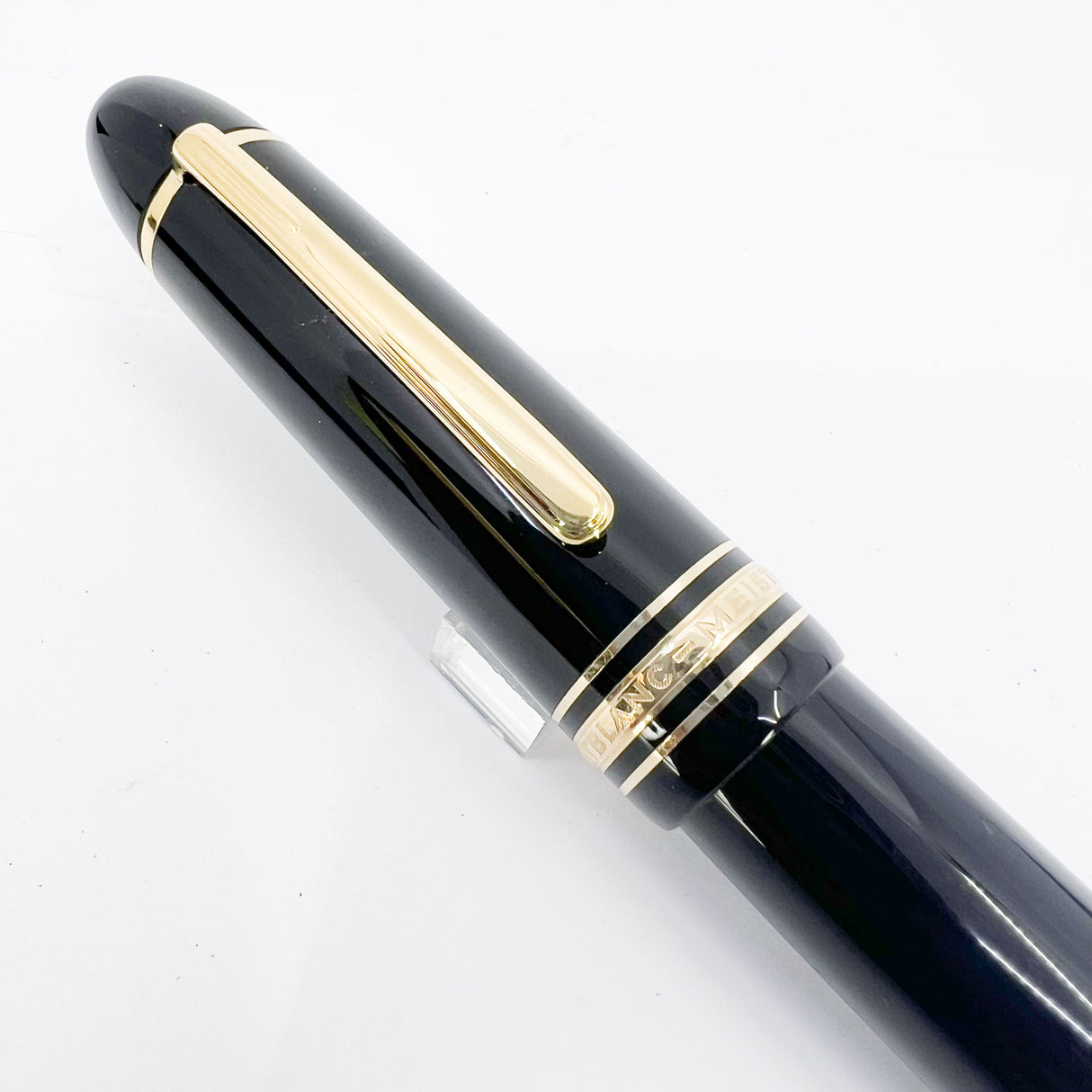 Montblanc Meisterstuck #149 (Largest) Fountain Pen   -   Fine 18kt Gold Nib - MINT!