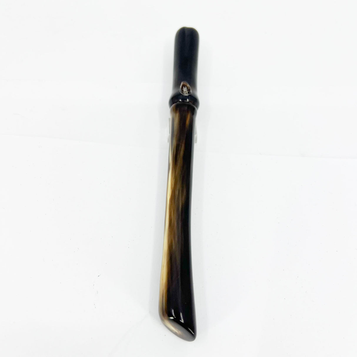 Taccia Savanna Buffalo Horn Fountain Pen - Fine Gold-Plated Nib