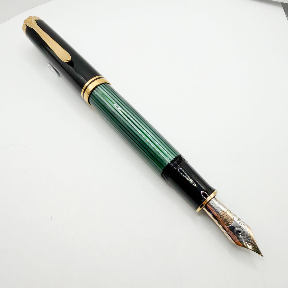 Pelikan Souveran M1000 Black/Green Striped Fountain Pen (Largest)  - Fine 18kt Gold Nib