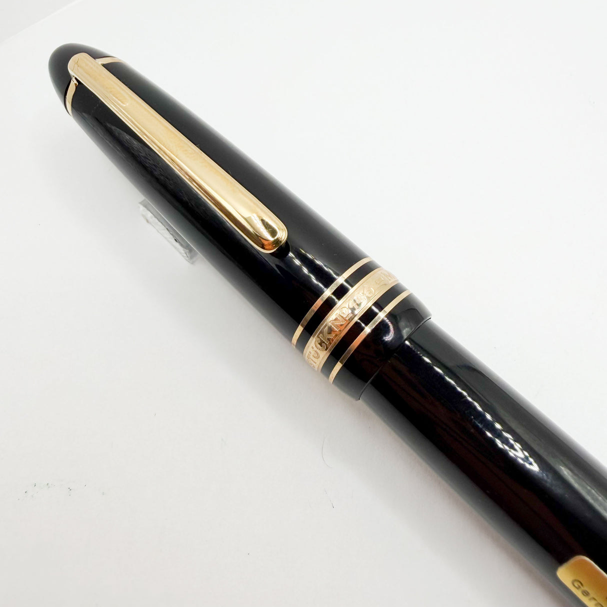 Montblanc Meisterstuck Black Resin #146 LeGrand Fountain Pen  - Fine 14kt  Gold Nib