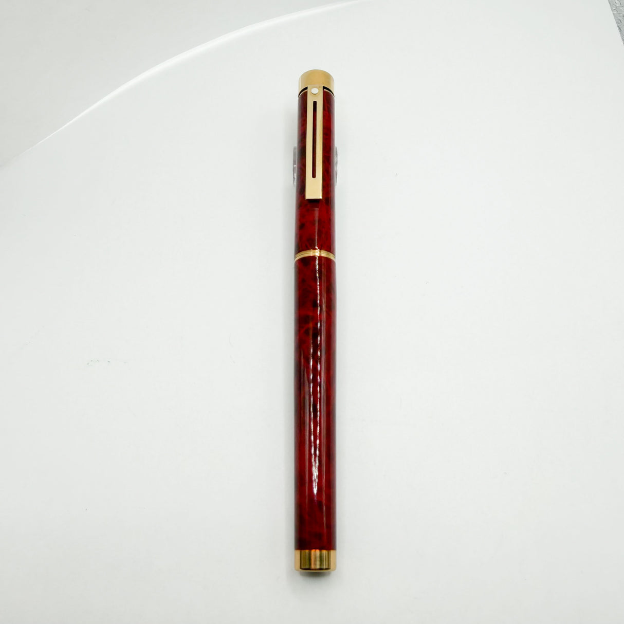 Sheaffer Full Size Targa Red Ronce Lacque Fountain Pen - Extra Fine 14kt Gold Nib