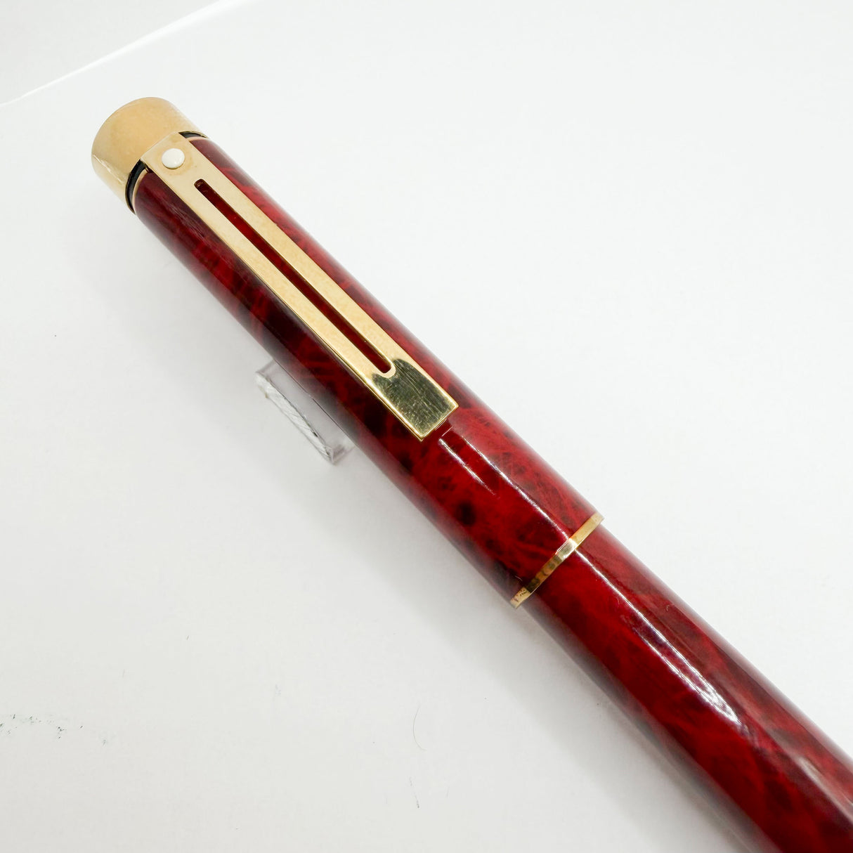Sheaffer Full Size Targa Red Ronce Lacque Fountain Pen - Extra Fine 14kt Gold Nib