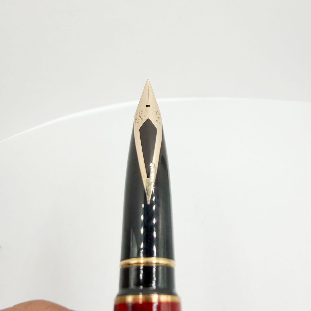 Sheaffer Full Size Targa Red Ronce Lacque Fountain Pen - Extra Fine 14kt Gold Nib