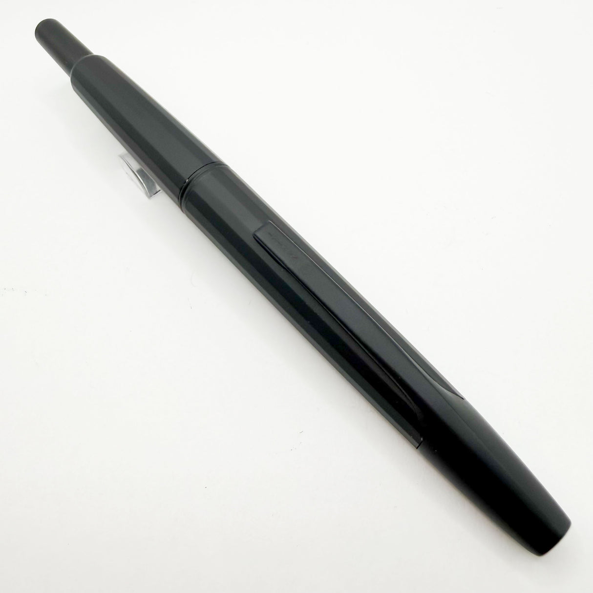 Pilot Namiki Black Matte Vanishing Point Fountain Pen - 1990s Style Multi-Facetted  Body  - Fine 14kt Gold  Nib
