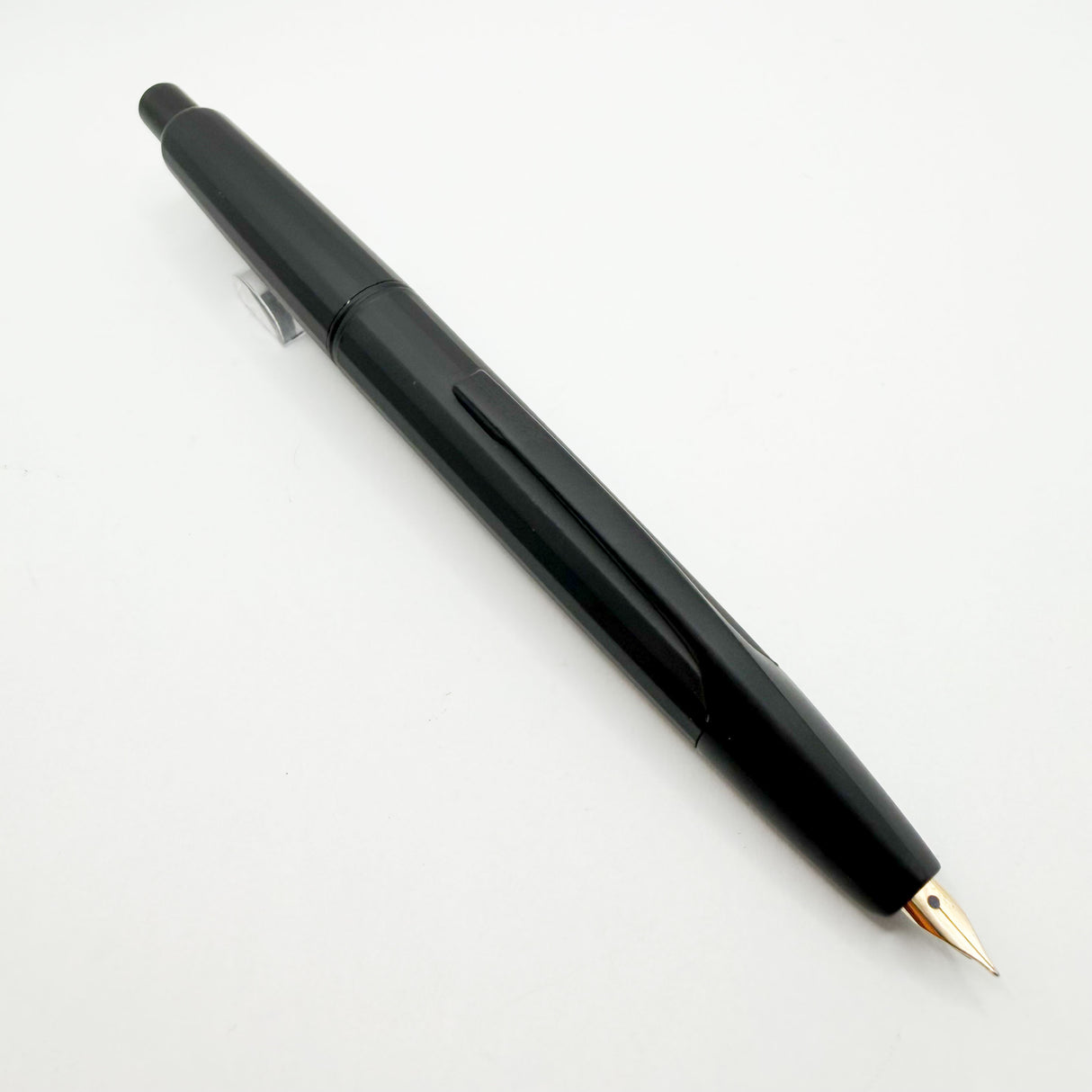 Pilot Namiki Black Matte Vanishing Point Fountain Pen - 1990s Style Multi-Facetted  Body  - Fine 14kt Gold  Nib