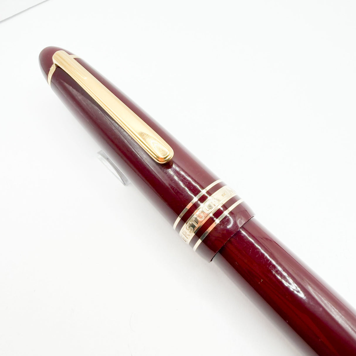 Montblanc Meisterstuck Bordeaux Resin #146 LeGrand Fountain Pen - Extra Fine 14kt Gold Nib