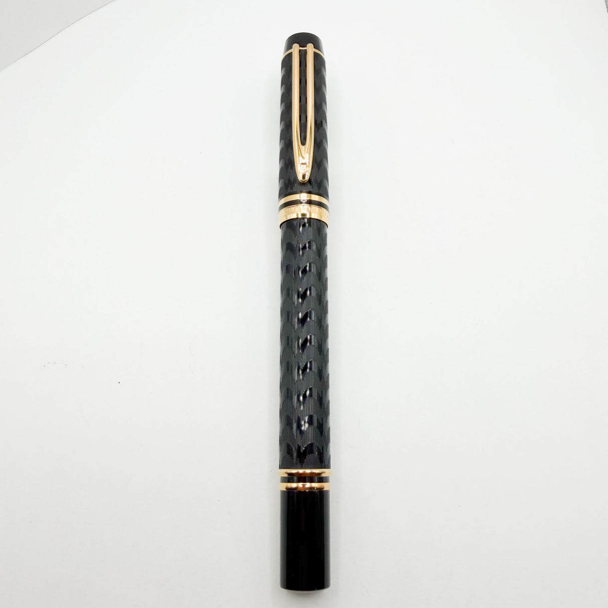 Waterman Man 100 Opera Black Chased  Fountain Pen - Fine 18kt Gold Nib
