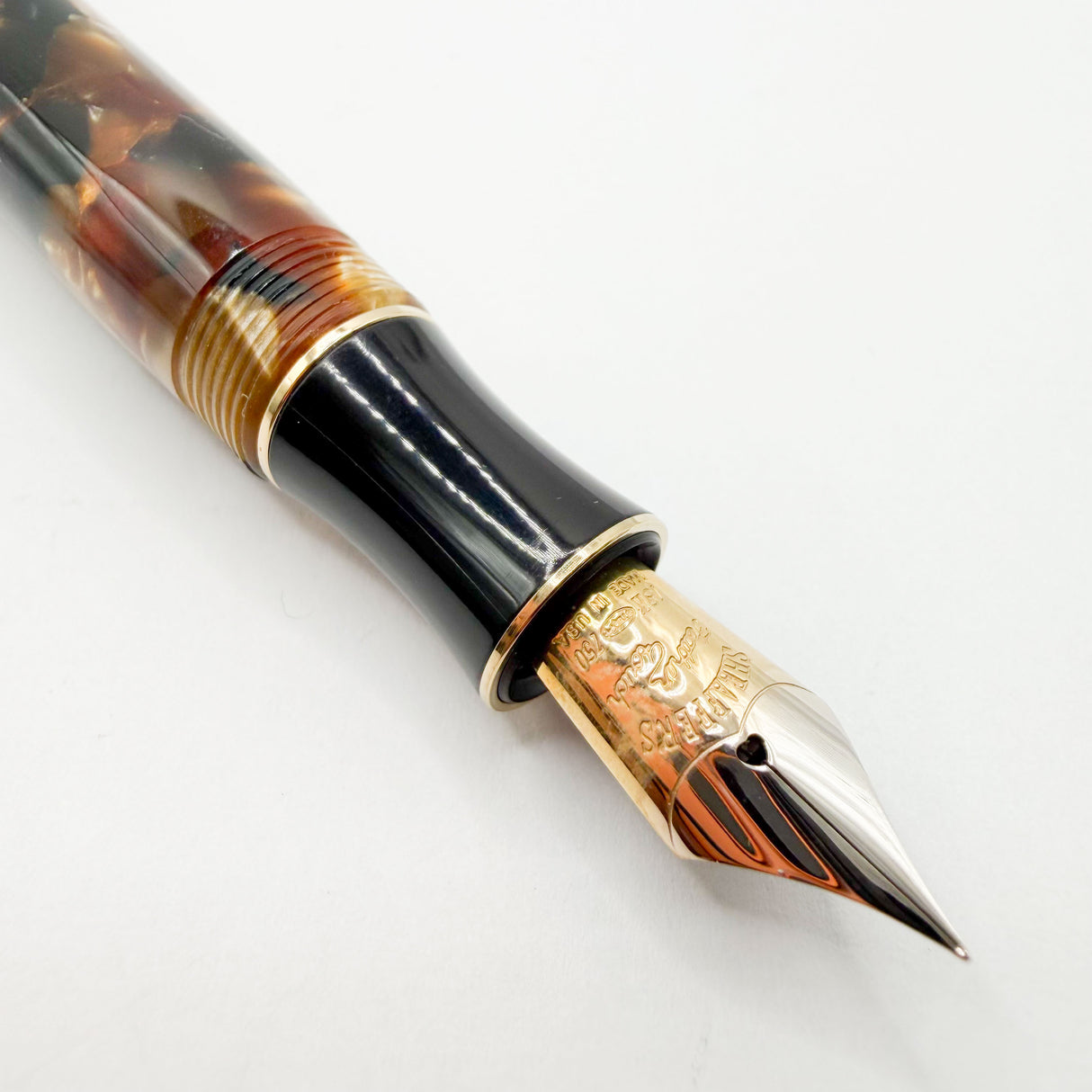 Sheaffer Amber Glow Balance II Fountain Pen  - Extra Fine 18kt Gold Nib