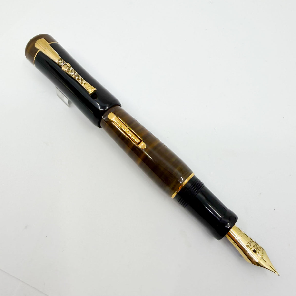 Delta Indios Indigenous People Lever Fill Fountain Pen Special Limited Edition - Extra Fine 18kt Gold Nib