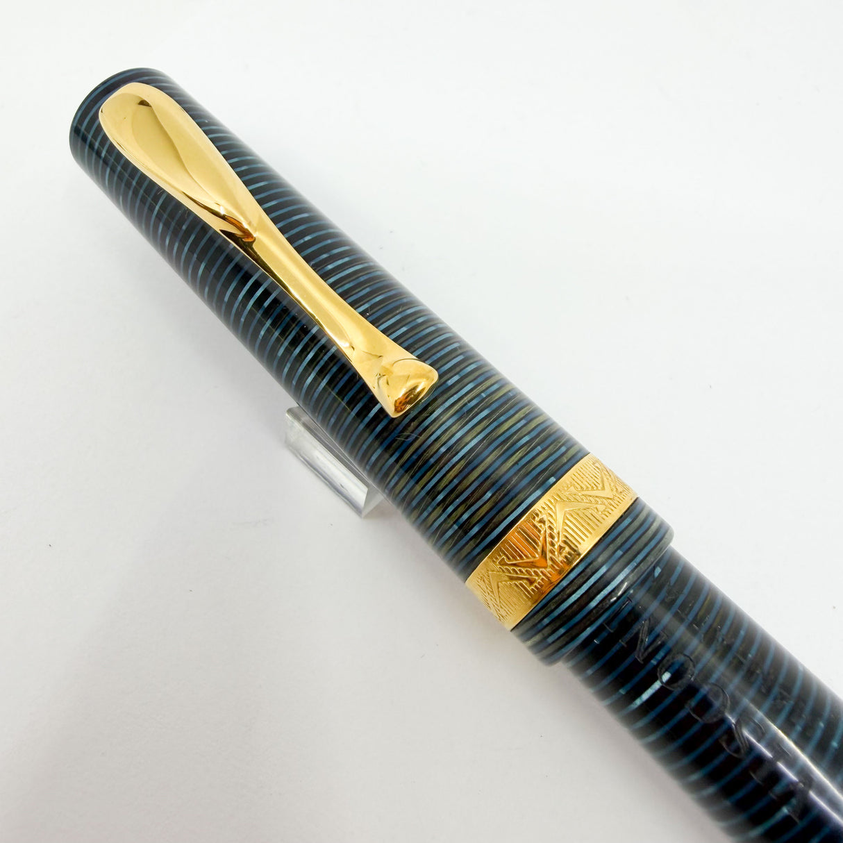 Visconti Manhattan Blue Celluloid Fountain Pen  - Fine 18kt Gold Nib