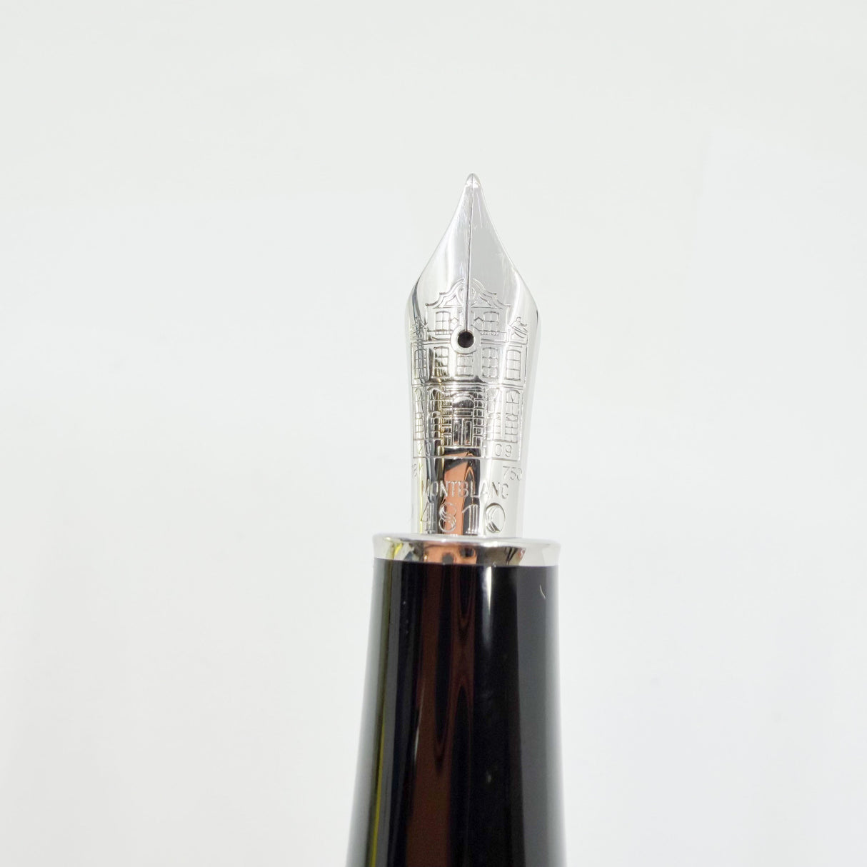 Montblanc Thomas Mann Writer's Limited Edition Fountain Pen - Medium 18kt Gold Nib