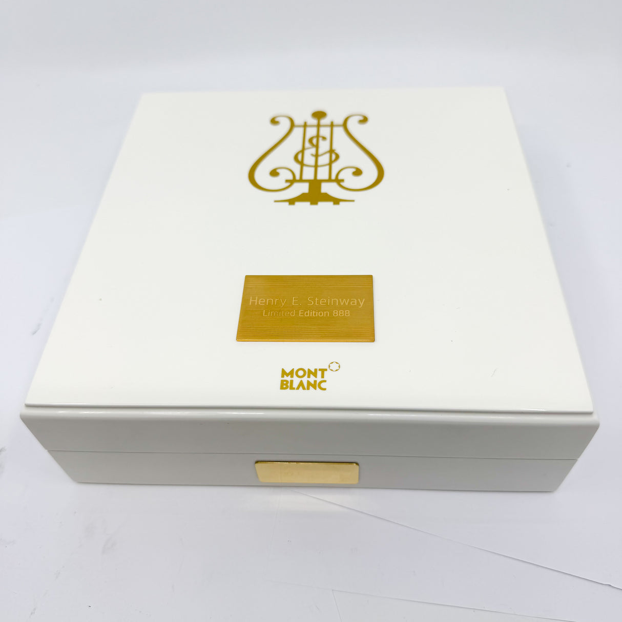 Montblanc Henry E, Steinway 888  Special Edition Patron Of The Arts Limited Edition Fountain Pen - Medium 18kt Gold Nib