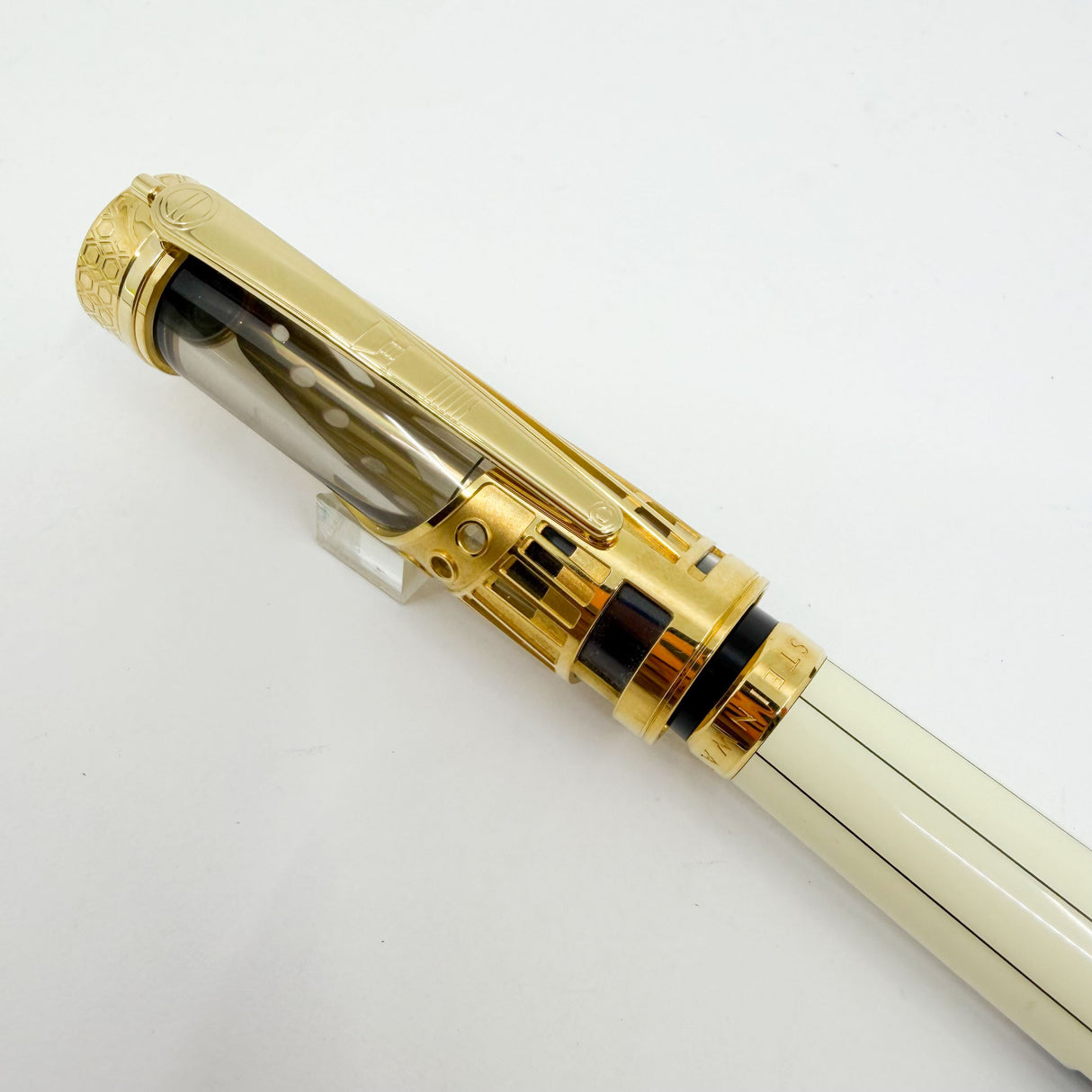 Montblanc Henry E, Steinway 888  Special Edition Patron Of The Arts Limited Edition Fountain Pen - Medium 18kt Gold Nib