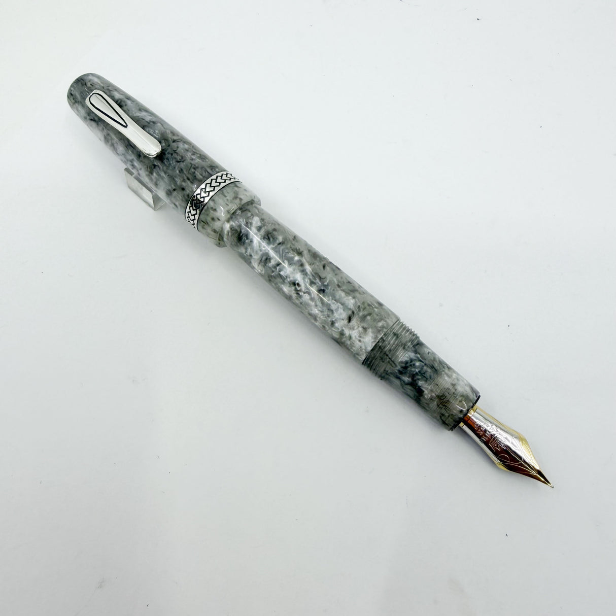 Krone Vintage Stretch "Flannel" Fountain Pen - Extra Fine 18kt Gold Nib