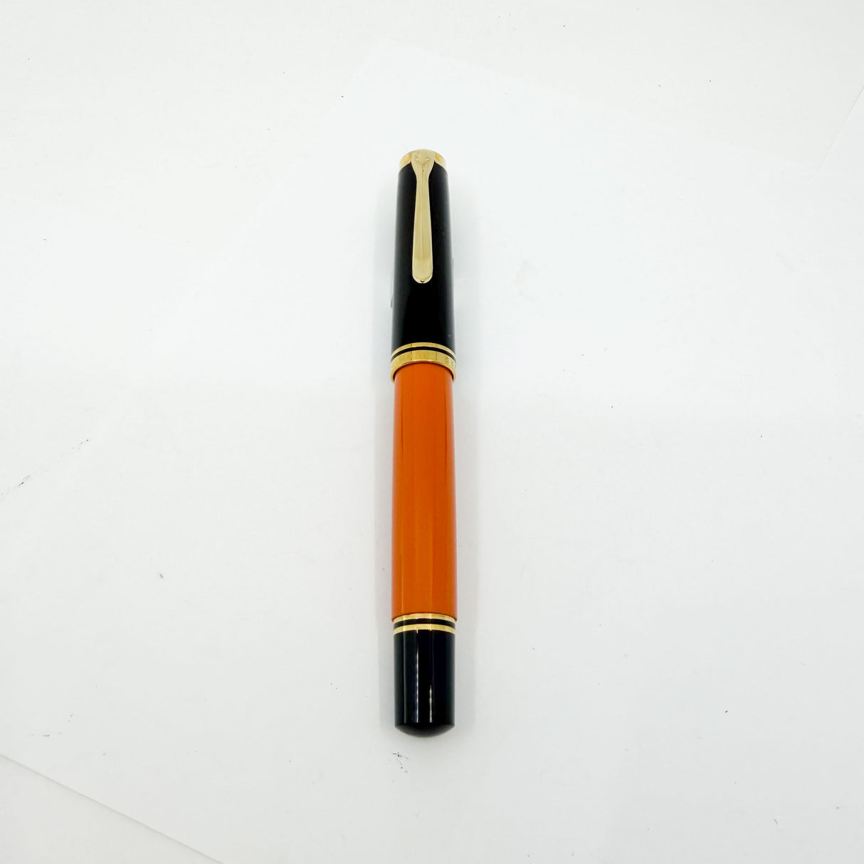 Pelikan M800 Souveran Burnt Orange  Fountain  Pen - Broad 18kt Gold Nib