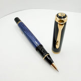 Pelikan  R800 Blue Striped/Black Cap Rollerball