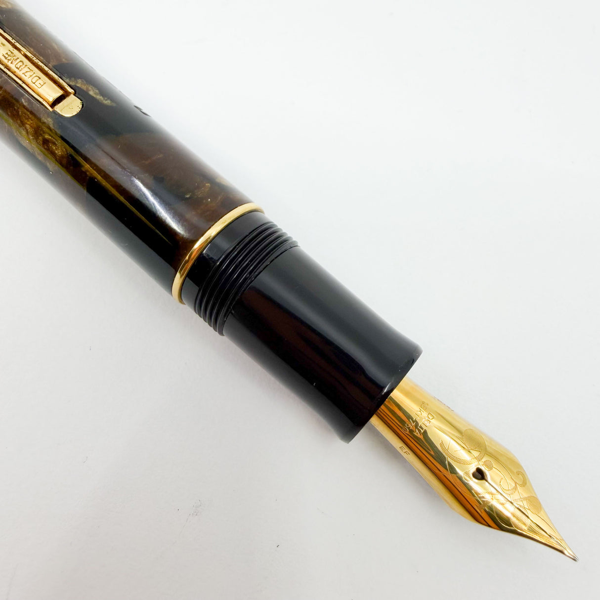 Delta Enrico Caruso Celluloid Special Limited Edition Fountain Pen - Extra Fine 18kt Gold Nib