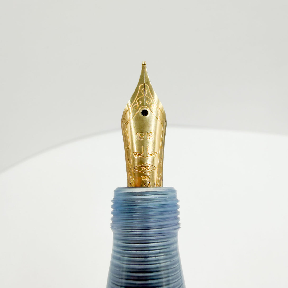 Ancora (Italy) Demonstrator Limited Edition Fountain Pen - Fine Semi-Flex 18kt Gold Nib