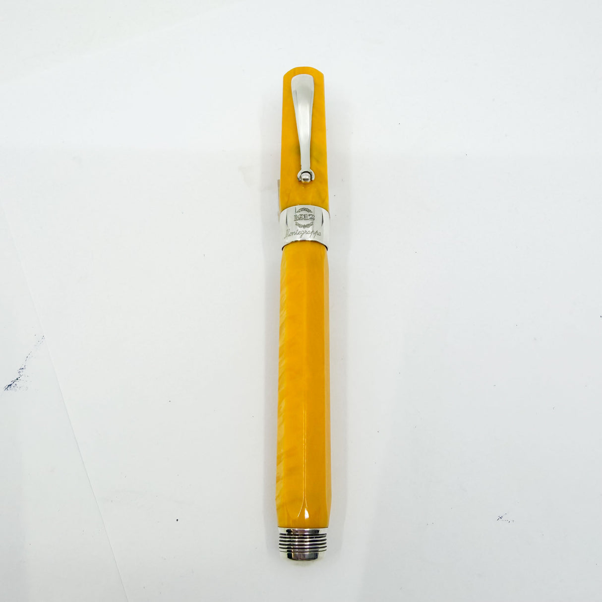 Montegrappa Symphony Lustrous Yellow Celluloid & Sterling Silver Facetted Fountain Pen - Fine 18kt Gold Nib