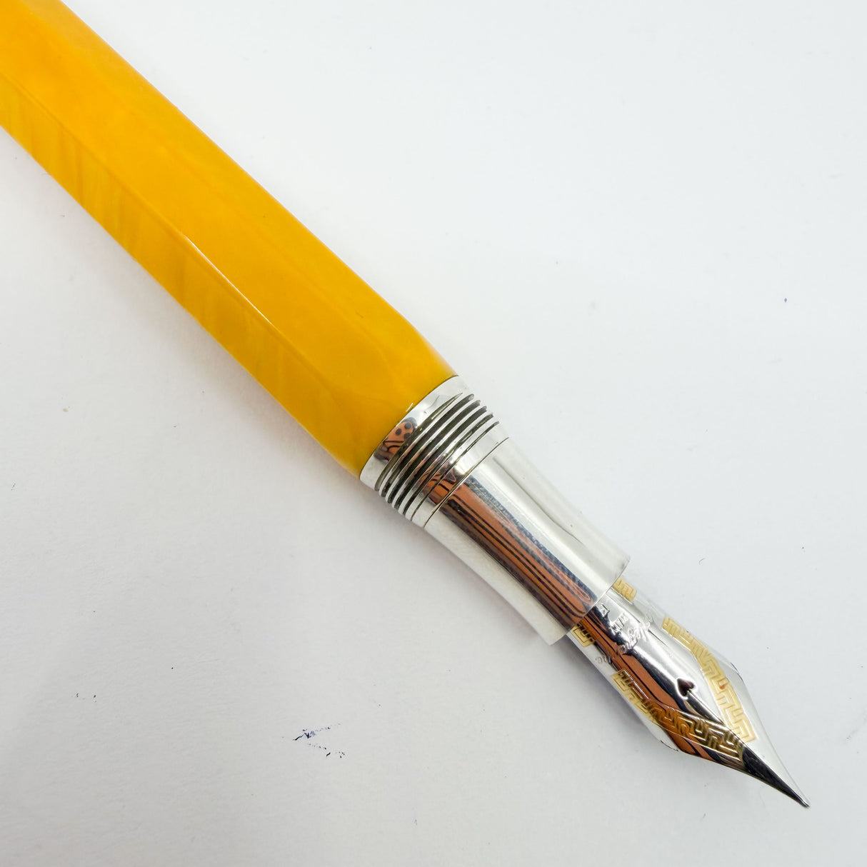 Montegrappa Symphony Lustrous Yellow Celluloid & Sterling Silver Facetted Fountain Pen - Fine 18kt Gold Nib