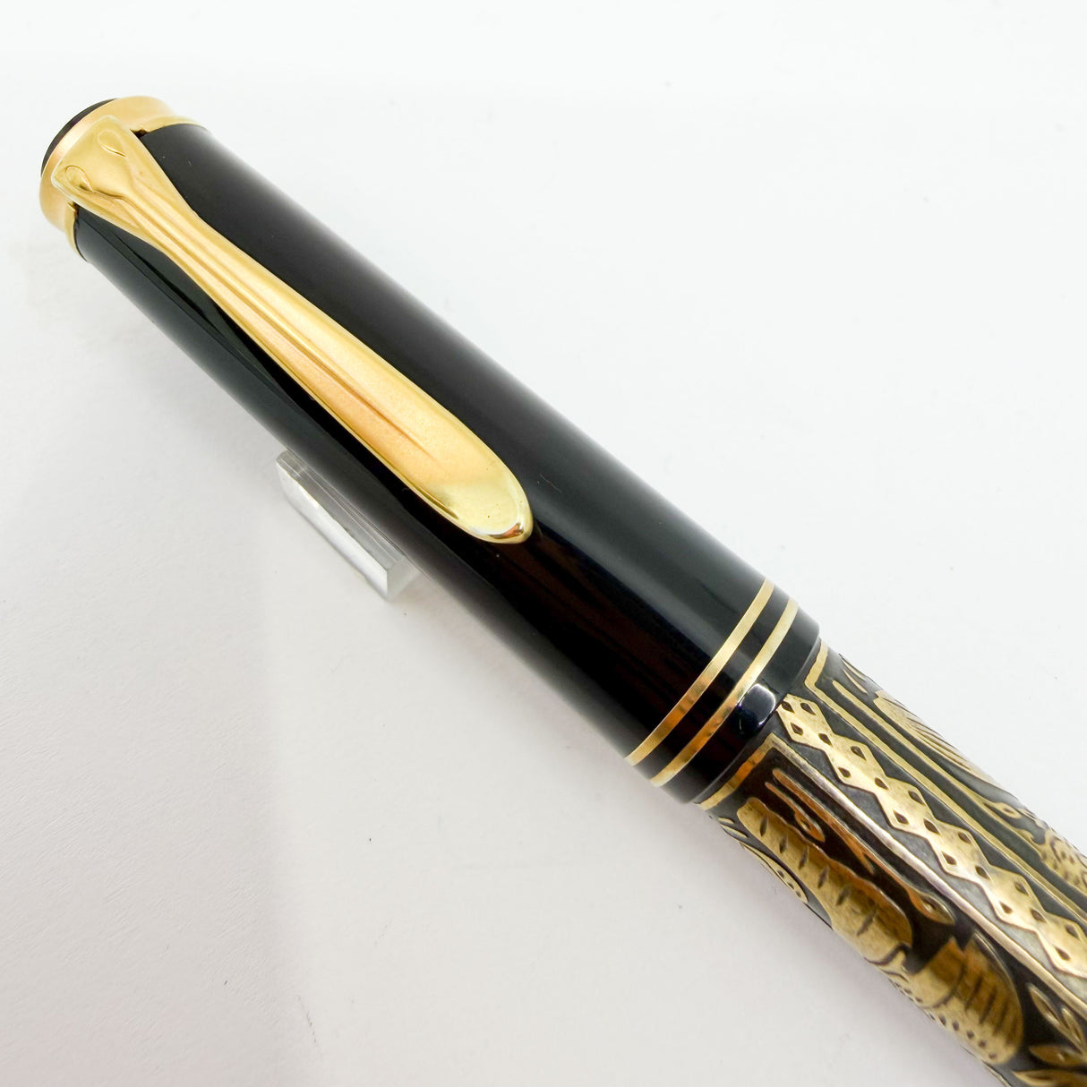 Pelikan M700 Toledo  Fountain Pen - Oblique Broad 14kt Gold Nib - Circa 1990s