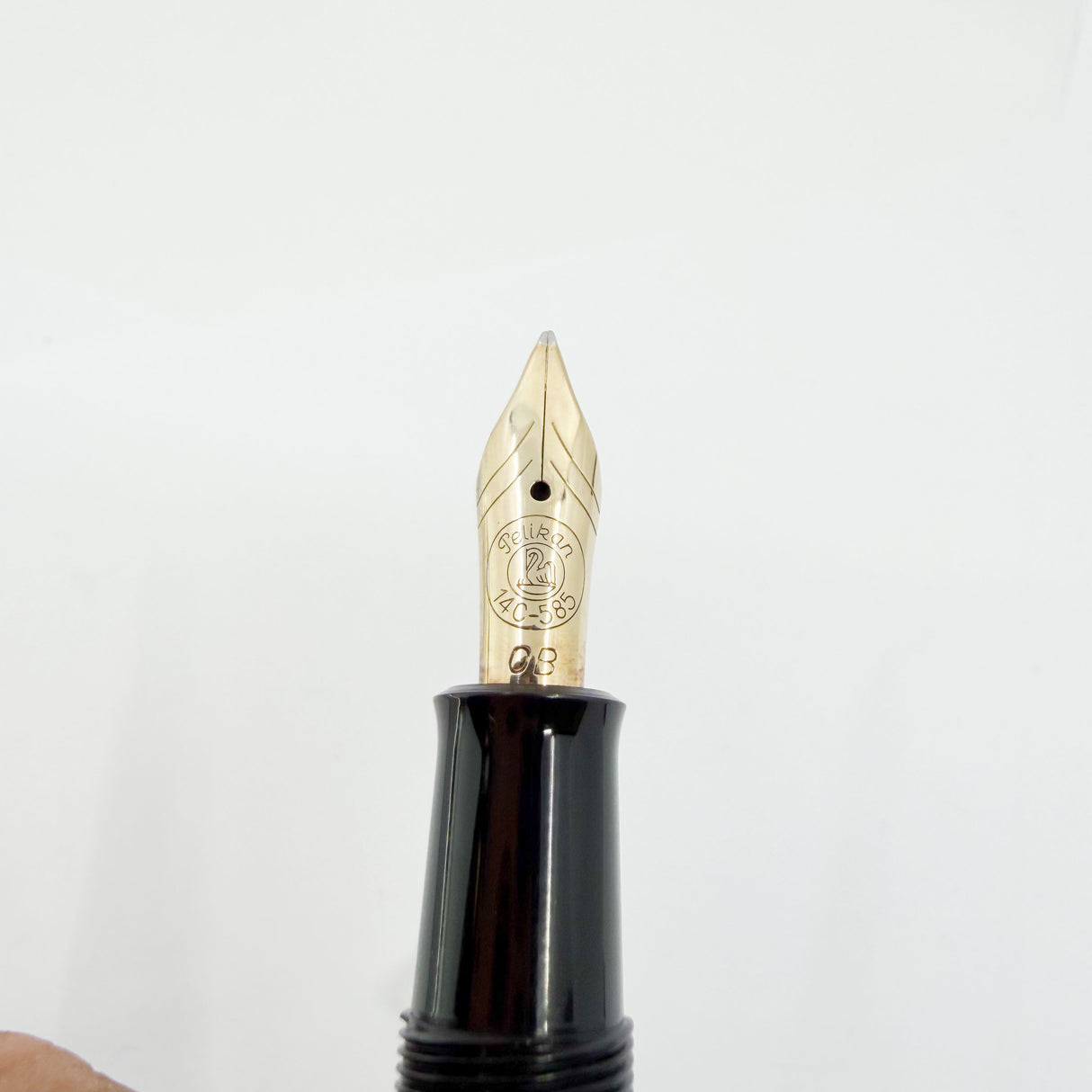 Pelikan M700 Toledo  Fountain Pen - Oblique Broad 14kt Gold Nib - Circa 1990s