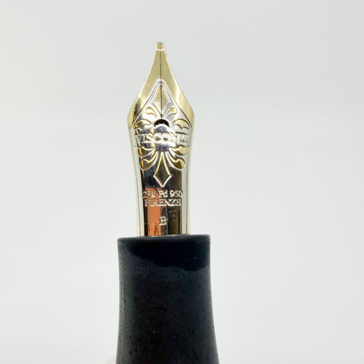 Visconti Homo Sapiens Bronze Age Fountain Pen - Flexible Broad 23K Palladium Nib