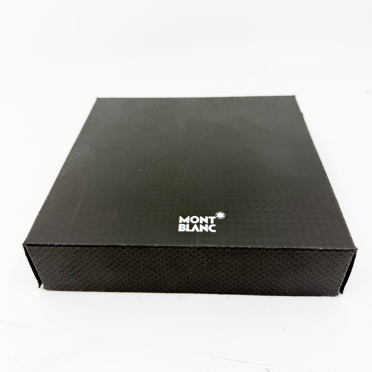 Montblanc Meisterstuck Solitaire  Le Grand 146 Black Resin & Gold Plated Striped Filigree Fountain Pen - Fine 18kt Gold Nib
