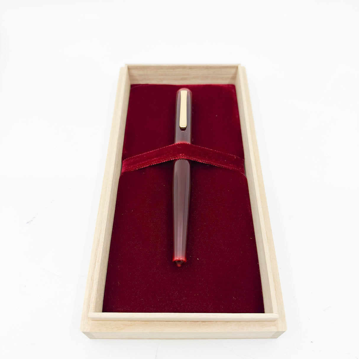 Nakaya Naka-Ai Writer Fountain Pen, Aka Tamenuri, Burgundy/Red Urushi Lacquer - Broad 14kt Gold Nib