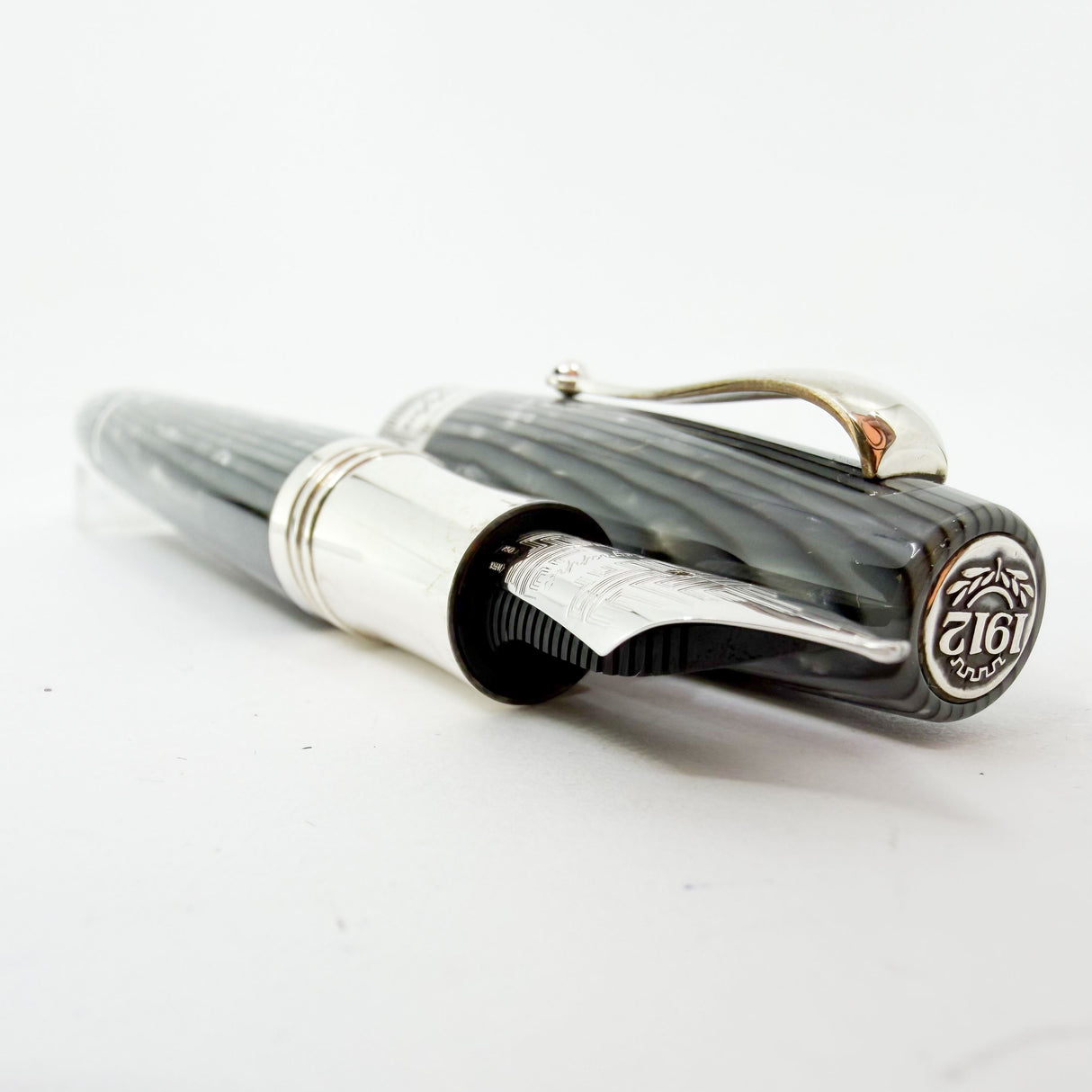 Montegrappa "Extra" Art Deco Shiny Lines Celluloid  Limited Edition Fountain Pen #35/50 - Broad 18kt Gold Nib