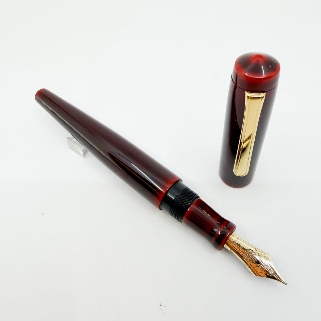 Nakaya Naka-Ai Writer Fountain Pen, Aka Tamenuri, Burgundy/Red Urushi Lacquer - Broad 14kt Gold Nib