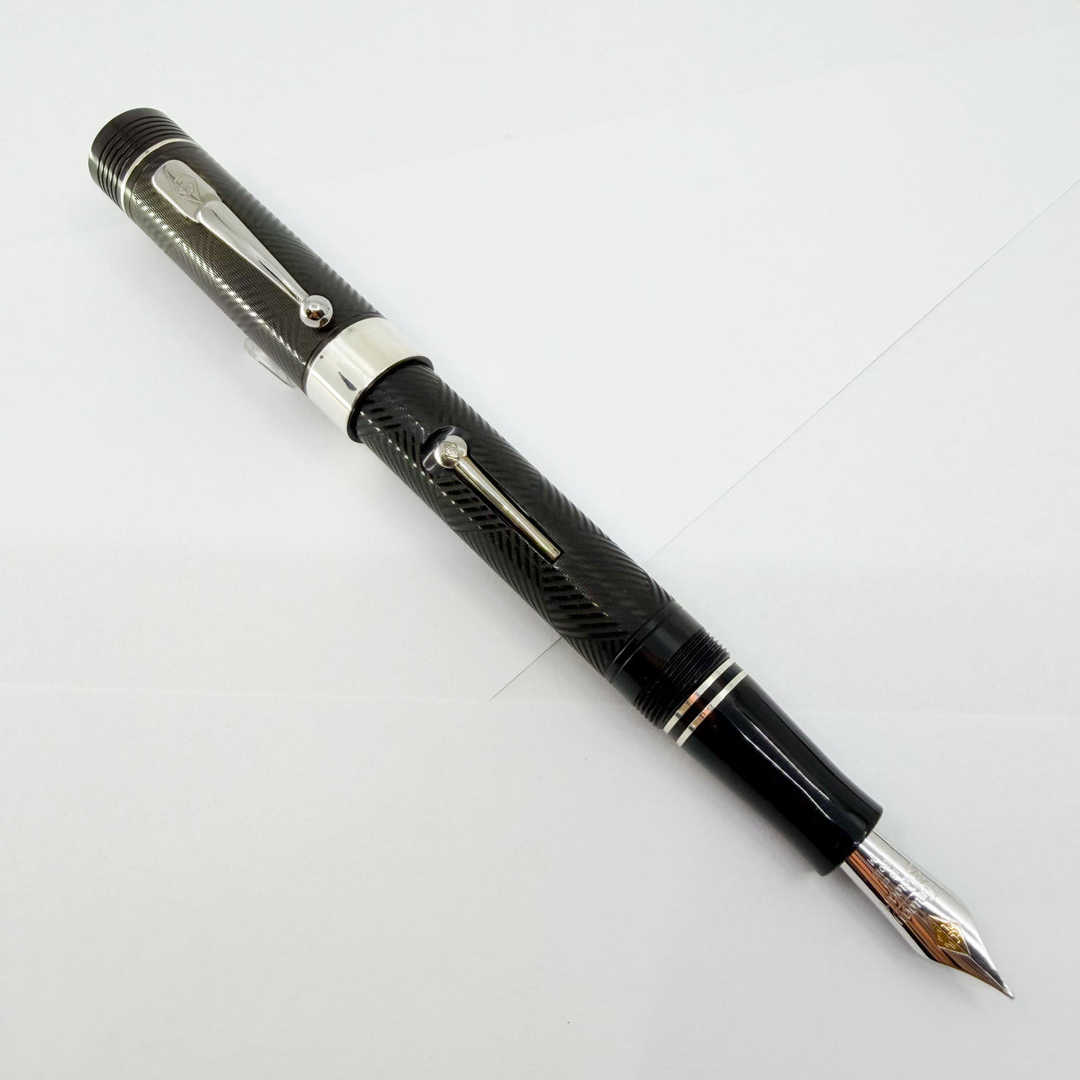 Conway Stewart Churchill Ebonite Collection - Alternating Diagonal Line Pattern Lever-Fill  Fountain Pen - Fine 18kt Gold Nib