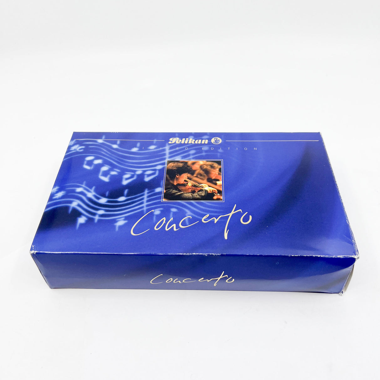 Pelikan Concerto Limited Edition Fountain Pen - Medium 18kt Gold Nib