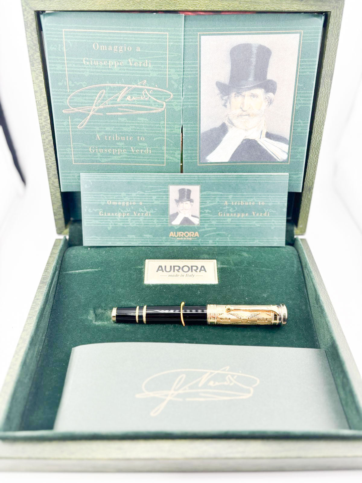 Aurora Guisseppe Verdi Opera Doue  Limited Edition Fountain Pen - Extra Fine 18kt Gold Nib