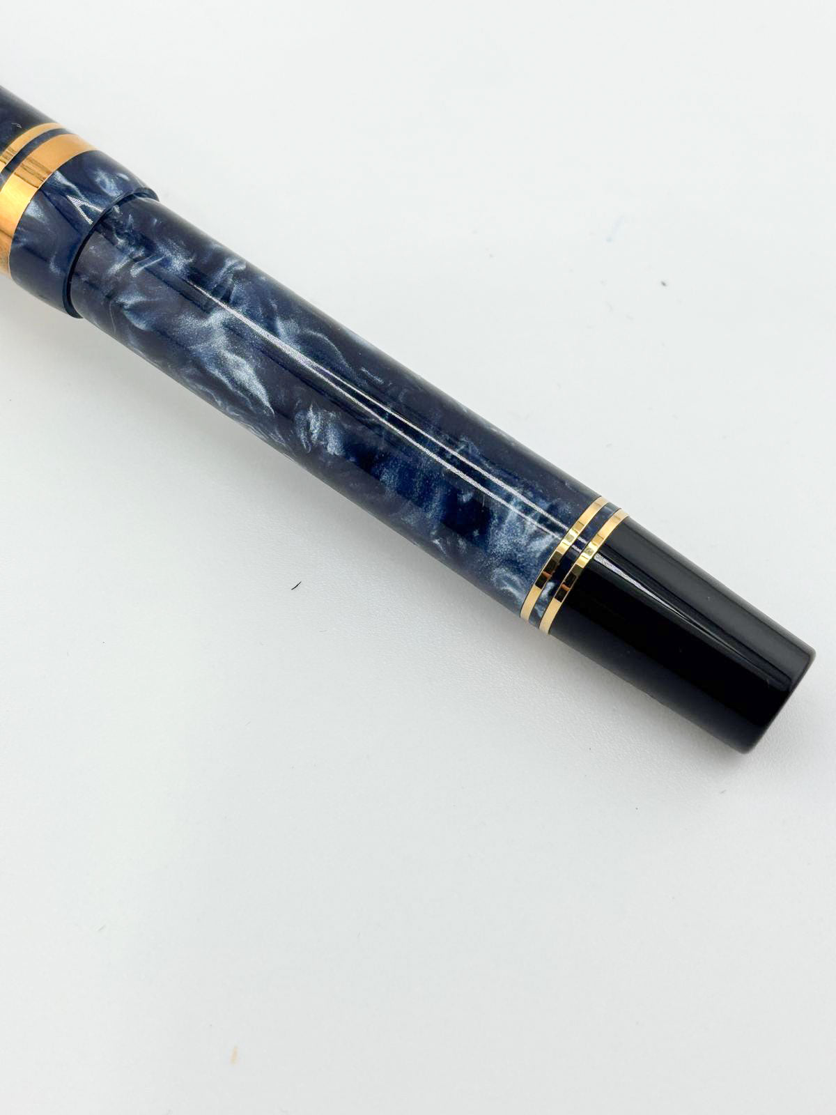 Parker Duofold Centennial (Largest Size) Fountain Pen   - Medium 18kt Gold Nib