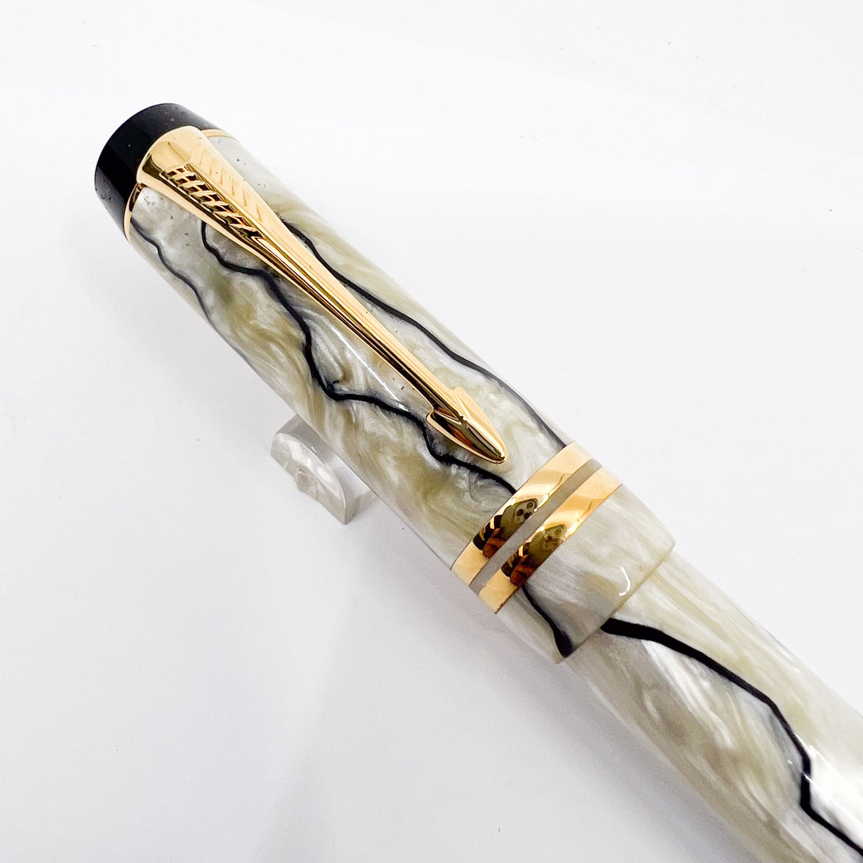 Parker Duofold Centennial (Largest Size) Black & Pearl Fountain Pen  - Fine 18kt Gold Nib