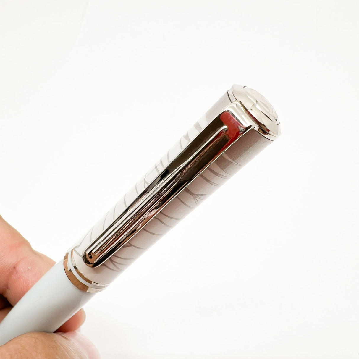 Pelikan K640 Natural Beauty Eternal Ice Ballpoint Pen