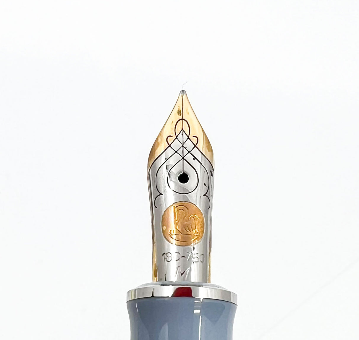 Pelikan M625 Place de la Concorde Special Places Fountain Pen