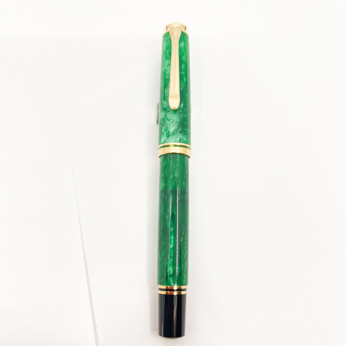 Pelikan M600 Vibrant Green Fountain Pen