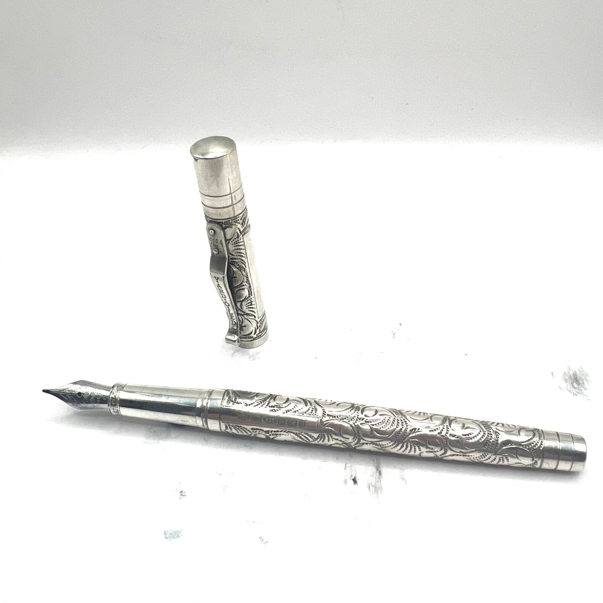 Yard-o-Led Standard Victorian Sterling Silver Fountain Pen   - Broad 18kt Gold Nib